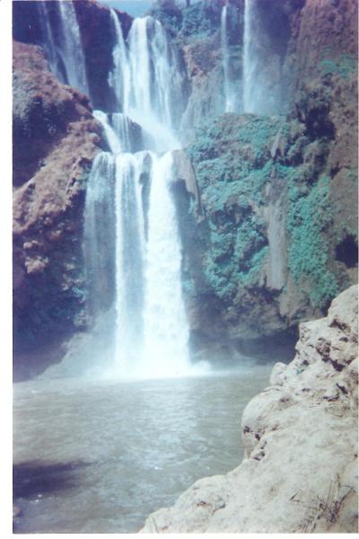 regarde  la  belle  cascade  de  ouzoud