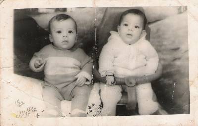 moi  et  mon  frere  les  duex  jumeux  1983